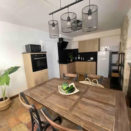 Grand Duplex Lumineux-hyper Centre Arles